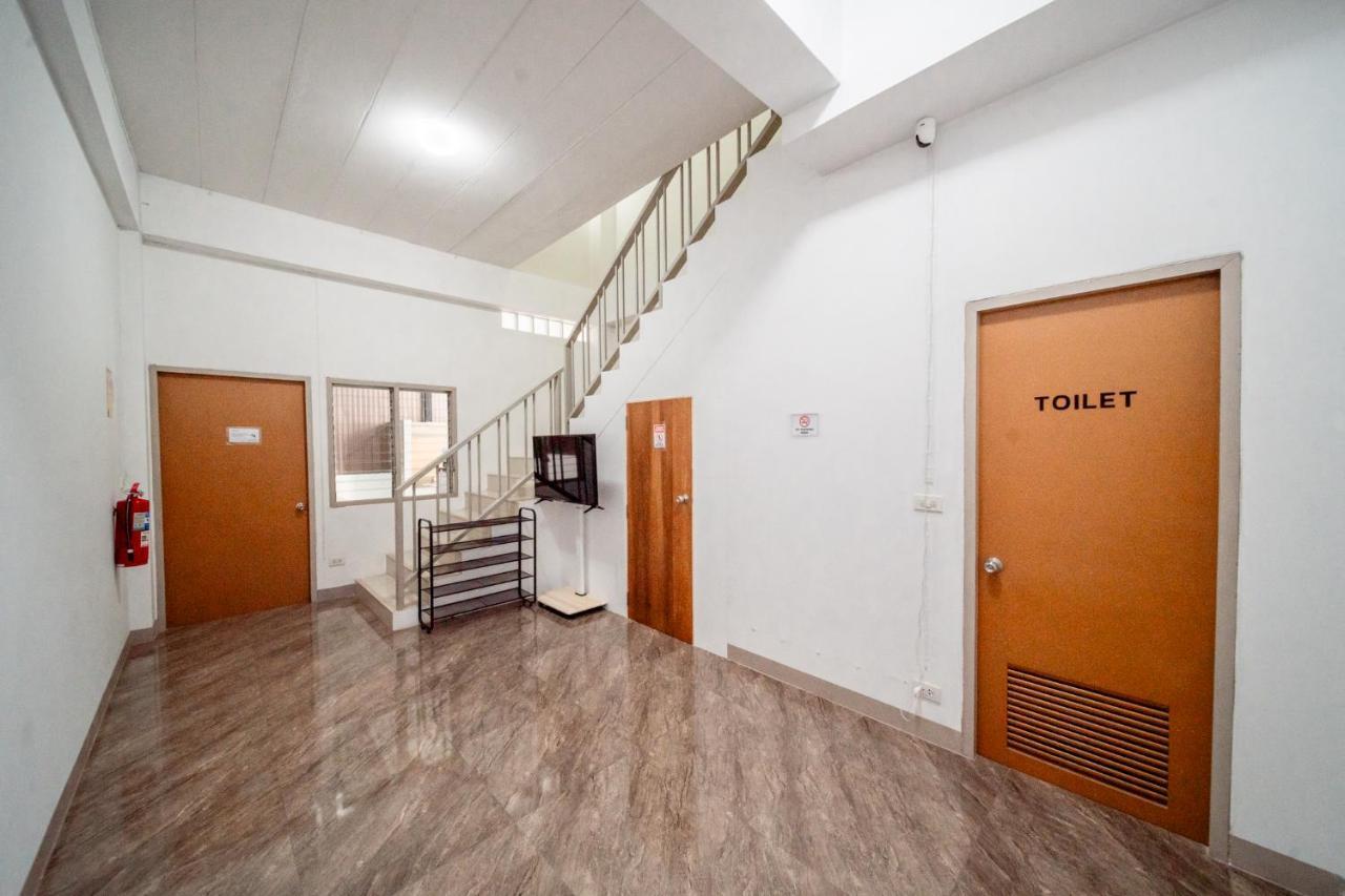 Socialer Coliving & Coworking Space Chiang Mai Eksteriør billede